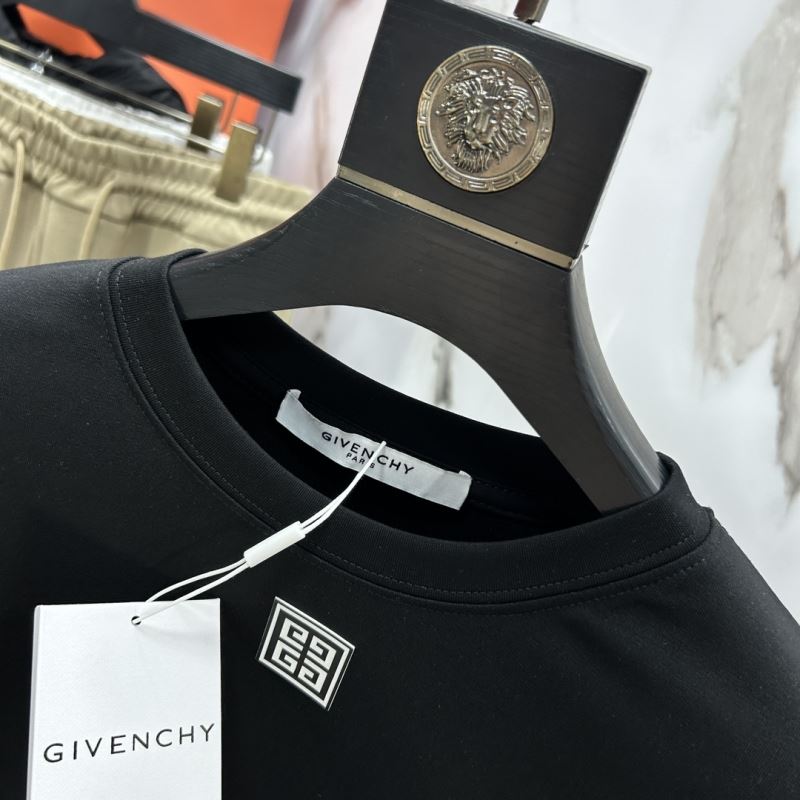 Givenchy T-Shirts